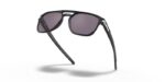 lunettes de soleil oakley latch™ beta verres prizm grey