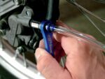 outil motion pro mini bleeder 10mm